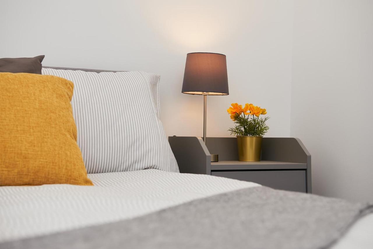 High Spec 2 Bed Apartment W/Parking Available London Exterior photo